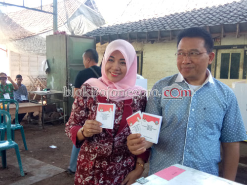 Mencoblos di Pacul, Mahfudhoh: Saya Pasrah Pada Tuhan